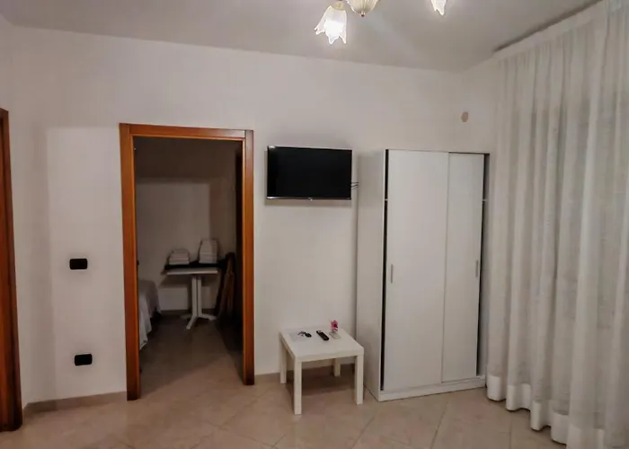 Lo Smeraldo 3* カステッラーナ・グロッテ