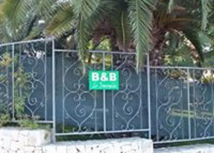 Lo Smeraldo カステッラーナ・グロッテ