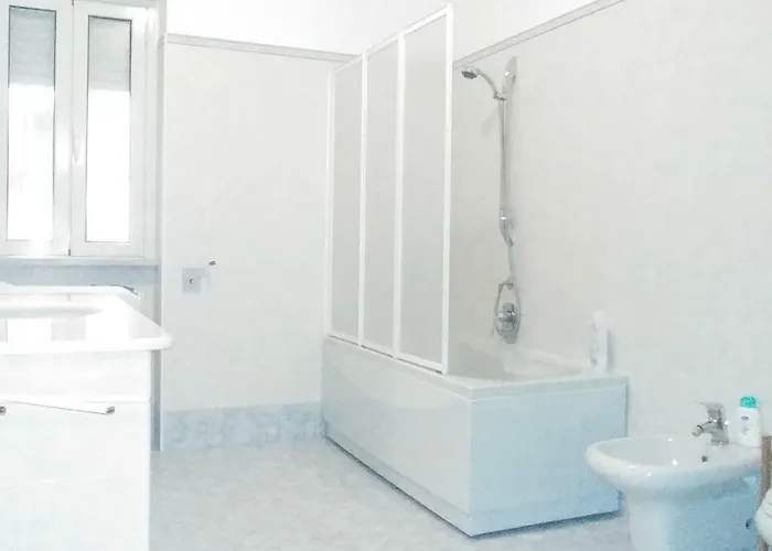 Lo Smeraldo ベッド・アンド・ブレックファスト 3*