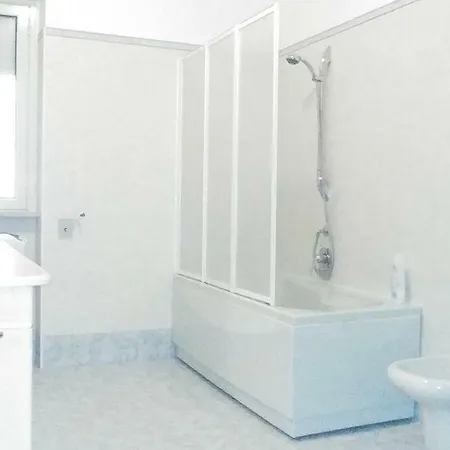 Lo Smeraldo Frühstückspension 3*