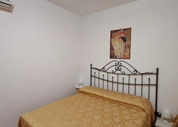 Bed & Breakfast Lo Smeraldo 3*