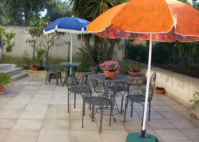 Lo Smeraldo Bed & Breakfast